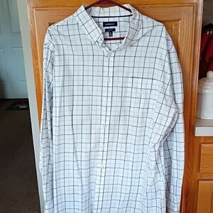CROFT N BARROW Men's White Checkered Shirt XL